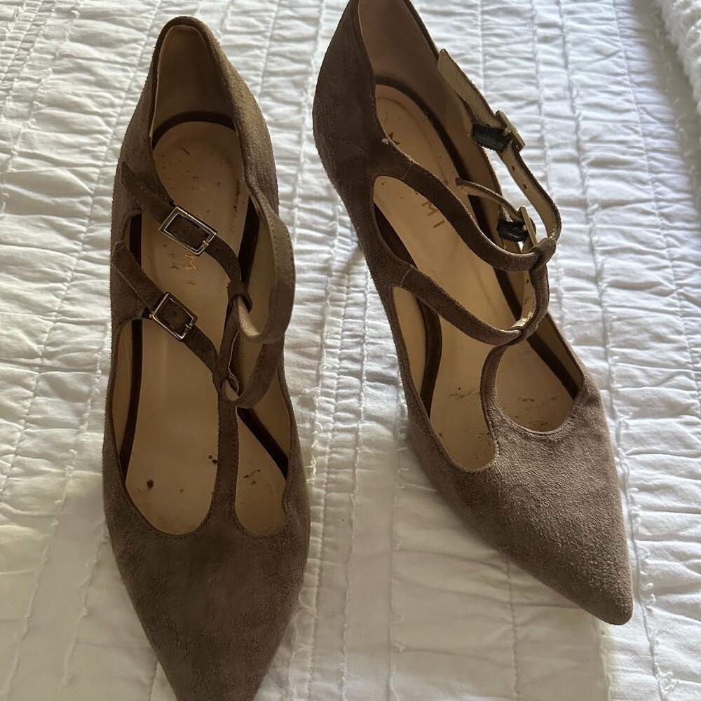 M. Gemi, The Pointe, Gray Suede, 37.5